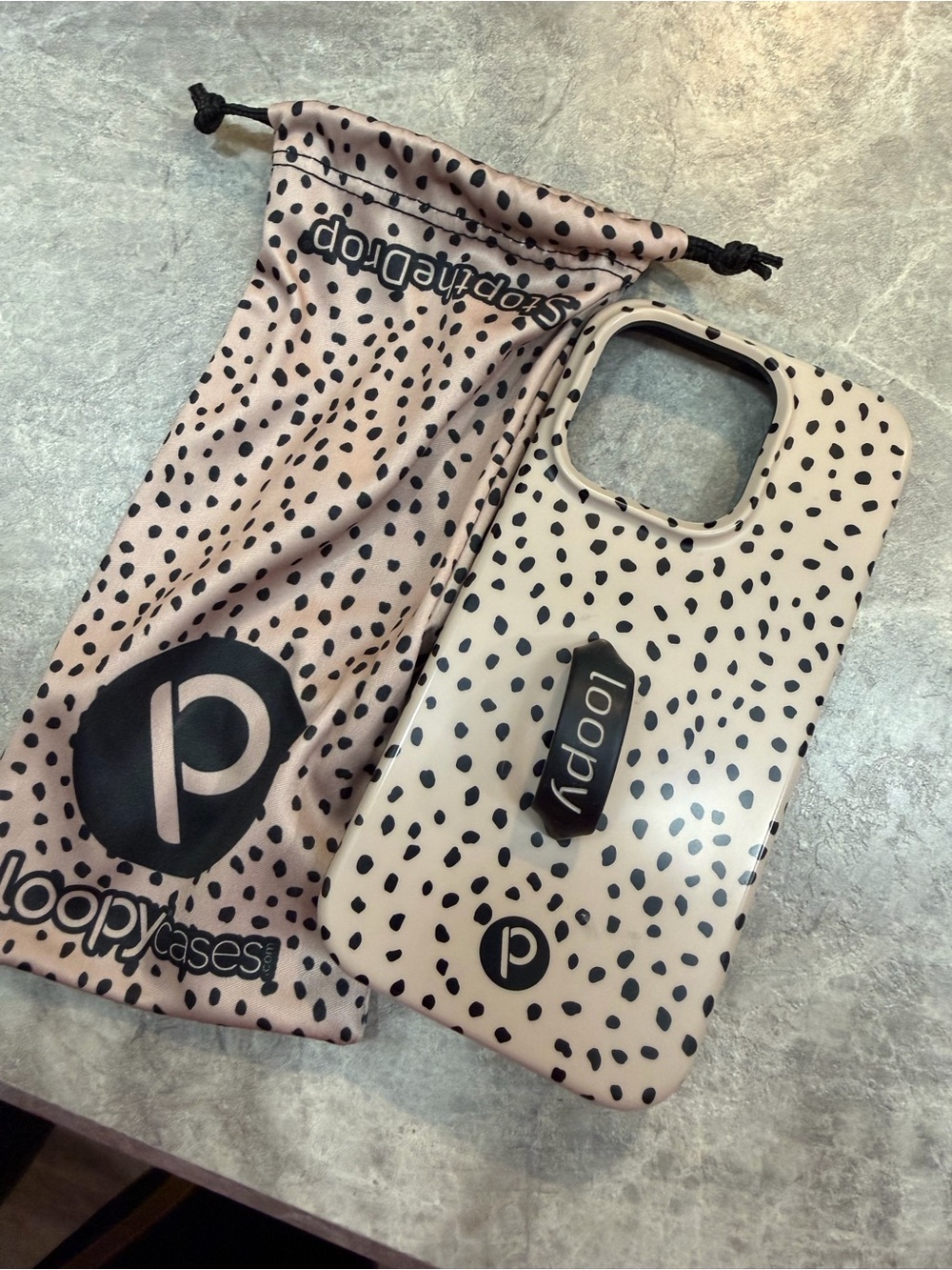 iPhone 15 Pro Loopy Case